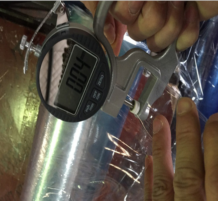 28kg Bulk Plastic Blue Film Wrap 28PHR 245cm Width For Mattress Packaging